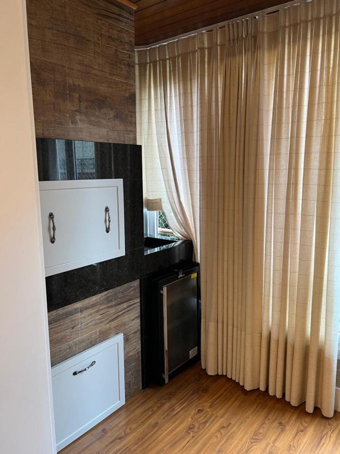 Apartamento Novinho Na Borges De Medeiros- Centro Gramado Esterno foto